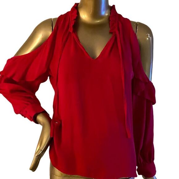 Beautiful red 100% silk chiffon blouse. Cold shoulder, front bow option. Size xs - Picture 3 of 13